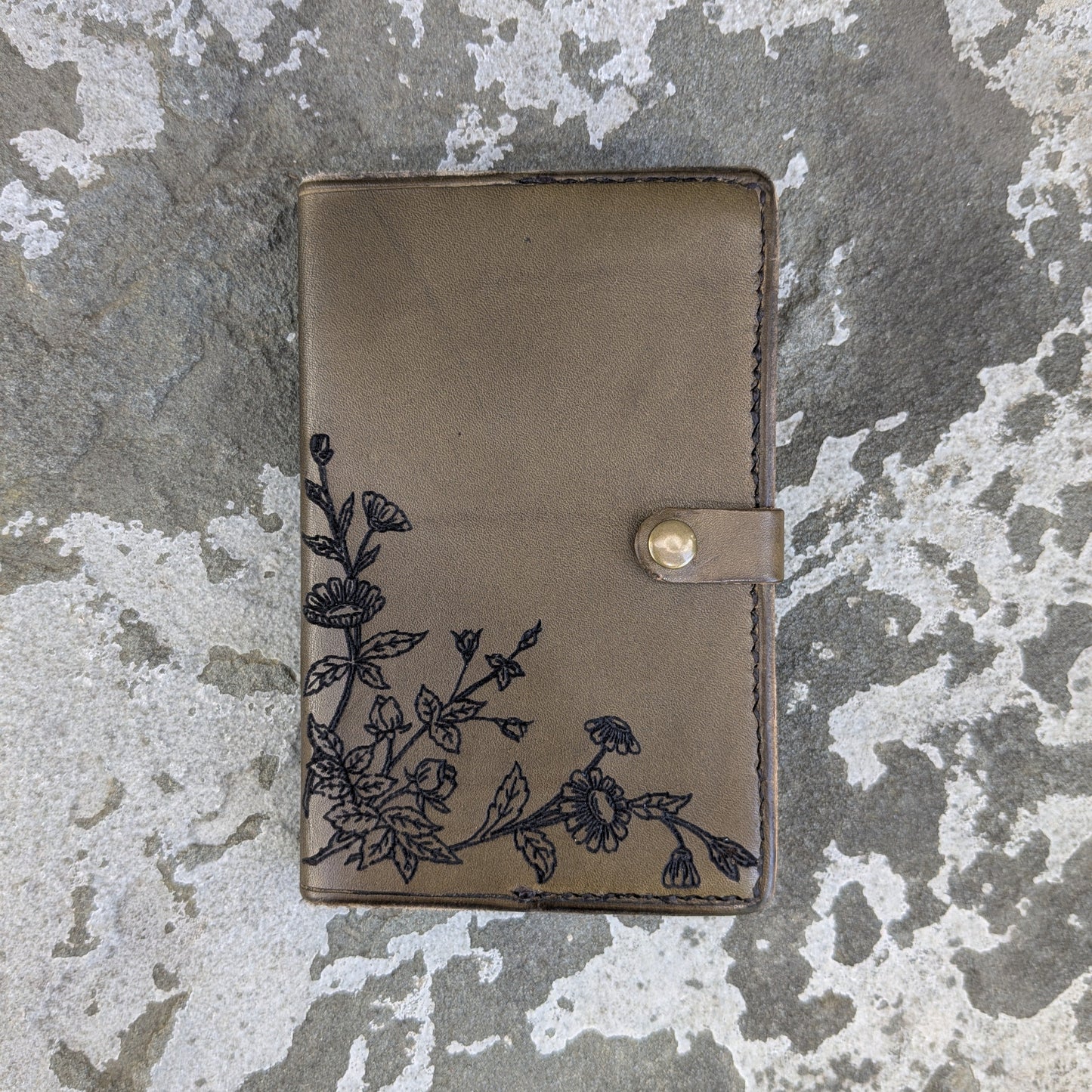 Daisies Journal in Light Olive - Small